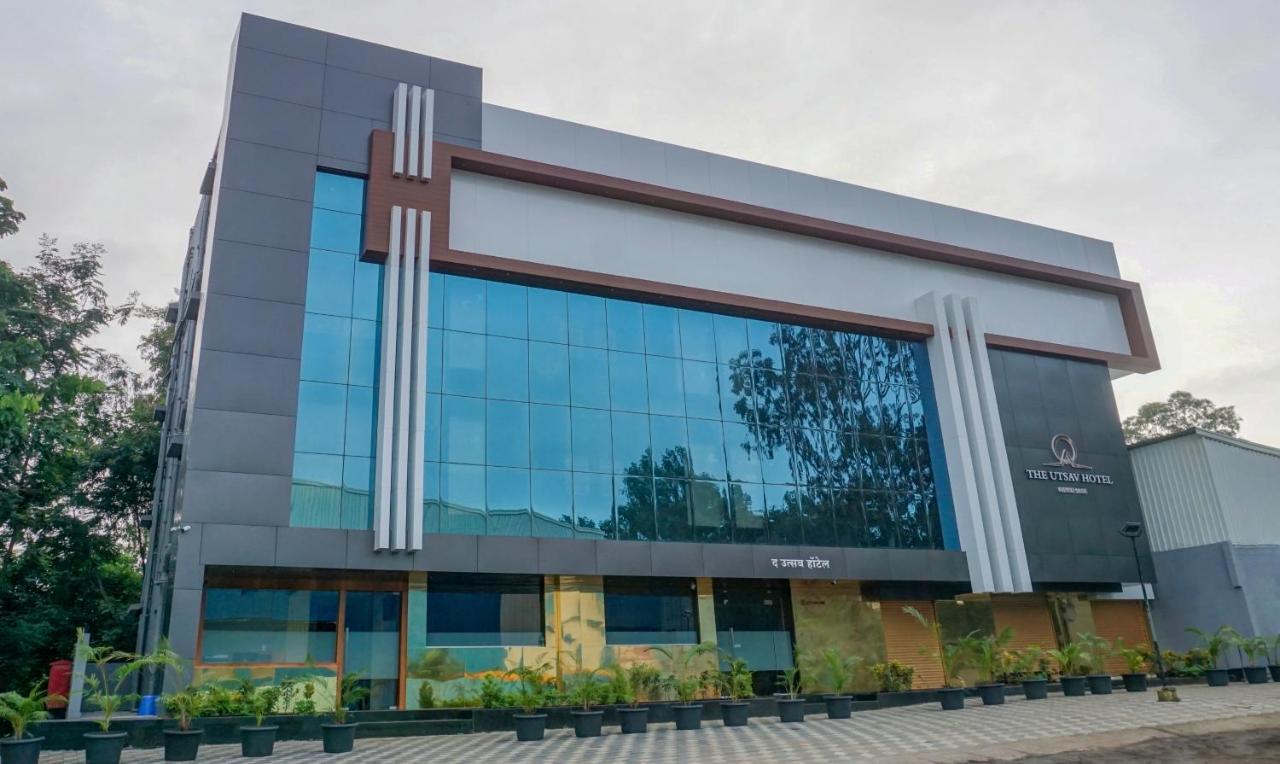 Treebo The Utsav, Nashik Hotel Exterior foto